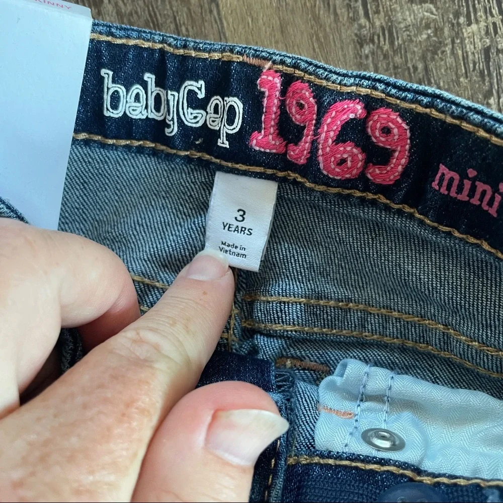 Gap jeans and 7 for all mankind top 3t